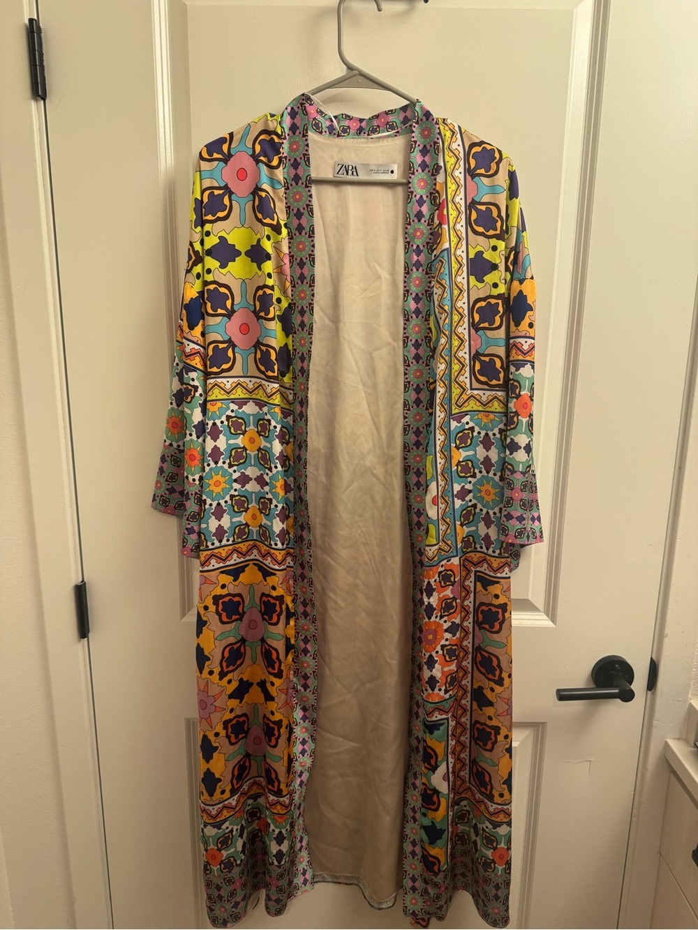 Zara Multicolor Geometric & Floral Kimono Duster Satin Effect Size Small